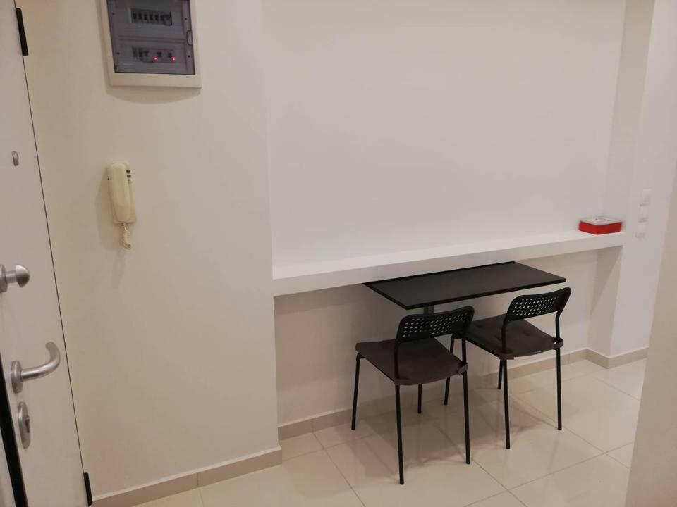 White Lux Apartment For 2 Vipgreece Athen Exterior foto